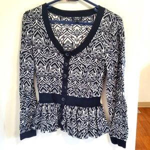 APT 9 Black and White Sweater Med
